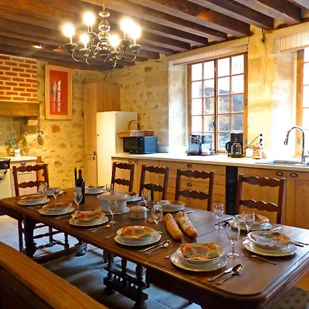 펜션 Elegant Medieval Restaure Avec Piscine, Cheminee, Proche Du Golf Et Attractions Culturelles - Fr-1-489-335