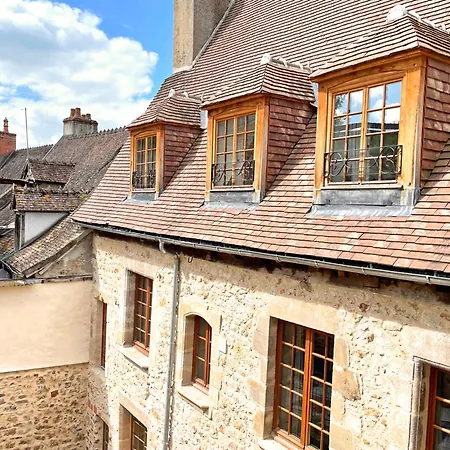 Ancien College Restaure: Charme Medieval, Linge Fourni - Fr-1-489-335 * Hérisson