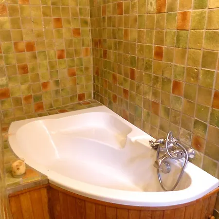 Elegant Medieval Restaure Avec Piscine, Cheminee, Proche Du Golf Et Attractions Culturelles - Fr-1-489-335 펜션
