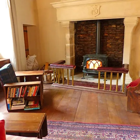 Ancien College Restaure: Charme Medieval, Linge Fourni - Fr-1-489-335 * Hérisson